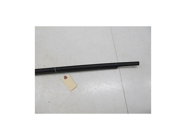 2014-2015 NISSAN VERSA NOTE OEM LEFT REAR EXTERIOR WINDOW WEATHER PANEL 