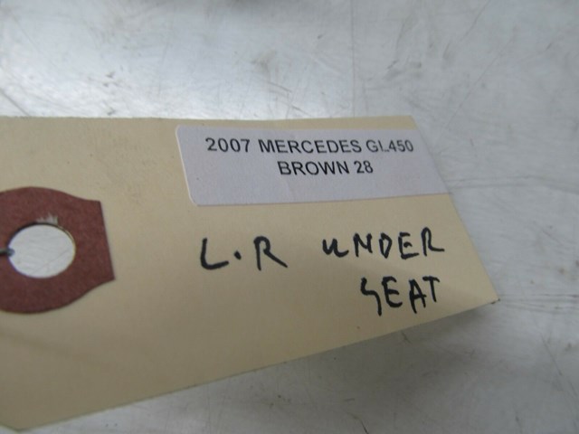 2007-2012 MERCEDES GL450 X164 OEM LEFT REAR UNDER SEAT COMMUNICATION MODULE  