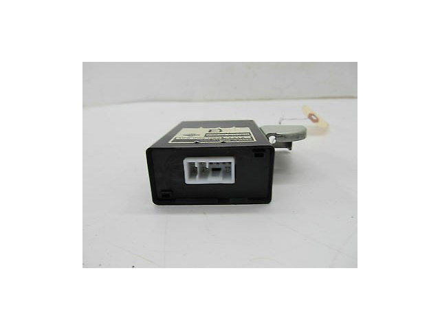 2003-2004 INFINITI M45 OEM STEERING RELAY MODULE UNIT