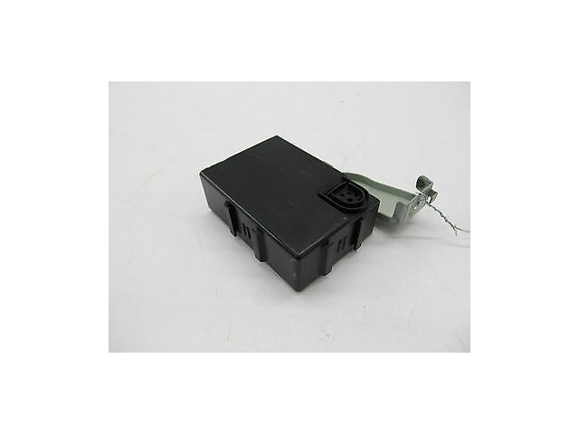 2003-2004 INFINITI M45 OEM STEERING RELAY MODULE UNIT