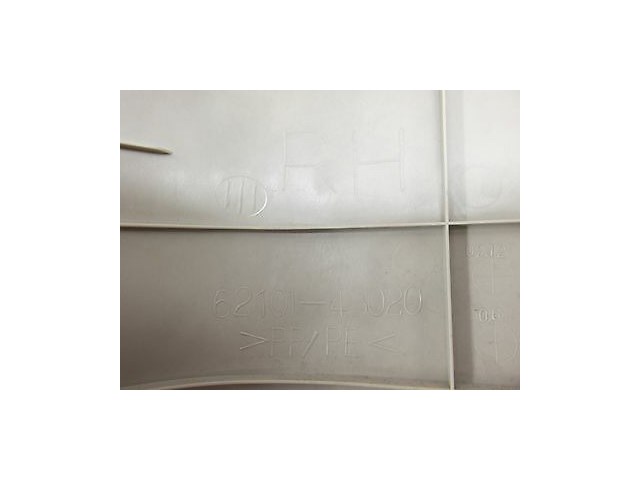 2004-2006 LEXUS RX330 XU30 OEM RIGHT FRONT PASSENGER SIDE KICK PANEL COVER BEIGE