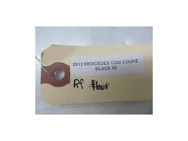 2012-2014 MERCEDES C250 W204 OEM RIGHT FRONT PASSENGER SIDE KICK PANEL TRIM
