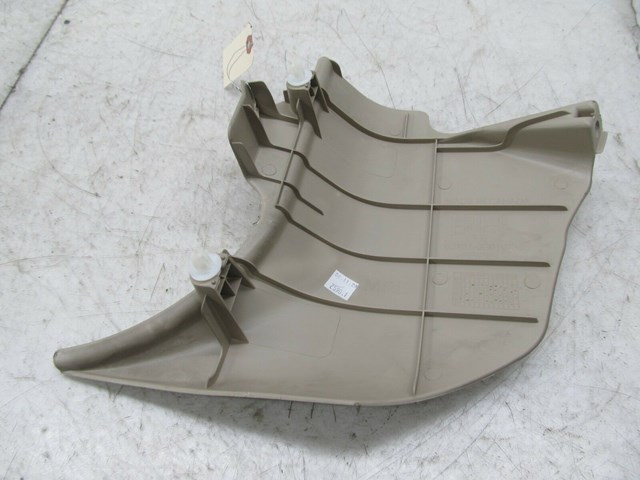 2004-2009 LEXUS RX350 RX330 OEM RIGHT FRONT LOWER KICK PANEL 