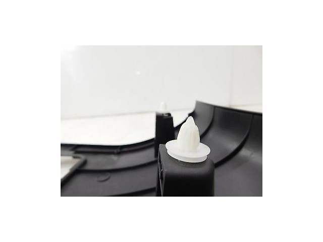 2009-2015 NISSAN 370Z COUPE OEM LEFT FRONT LOWER SIDE KICK PANEL TRIM COVER