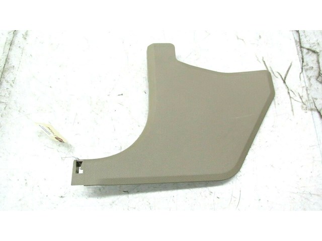 2012-2015 MERCEDES C250 COUPE W204 OEM LEFT FRONT LOWER KICK PANEL TRIM 