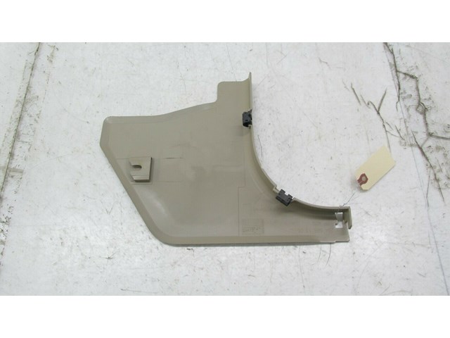 2012-2015 MERCEDES C250 COUPE W204 OEM LEFT FRONT LOWER KICK PANEL TRIM 