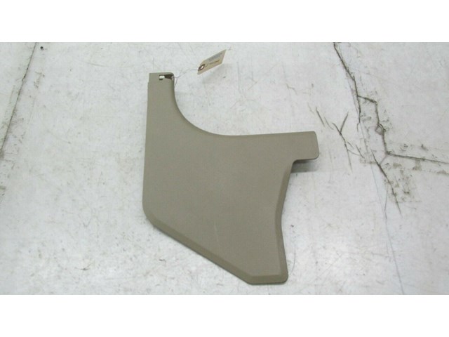 2012-2015 MERCEDES C250 COUPE W204 OEM LEFT FRONT LOWER KICK PANEL TRIM 
