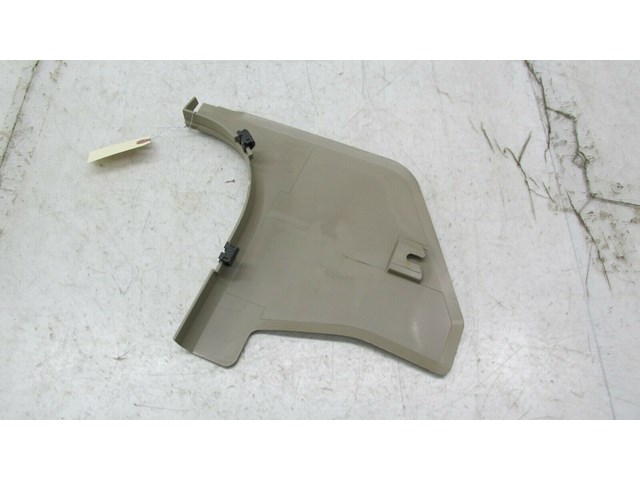 2012-2015 MERCEDES C250 COUPE W204 OEM LEFT FRONT LOWER KICK PANEL TRIM 