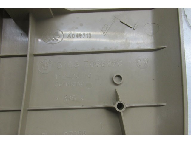 2007-2010 BMW 328xi E90 OEM RIGHT FRONT LOWER KICK PANEL 5143 70666990-09