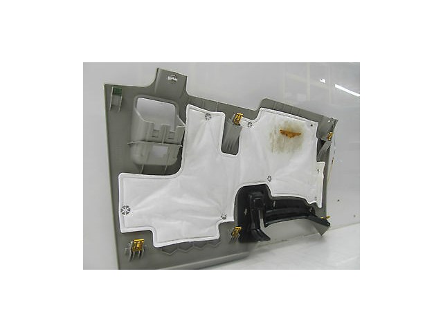 2010-2013 CHEVY EQUINOX LT OEM GM LEFT FRONT DRIVER SIDE KICK PANEL COVER TRIM 