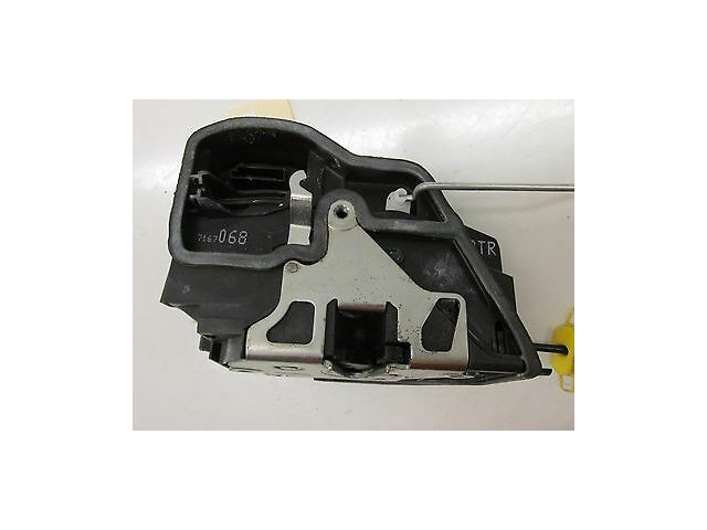 2006-2007 BMW 530XI WAGON E61 OEM RIGHT FRONT PASSENGER DOOR LOCK LATCH ACTUATOR