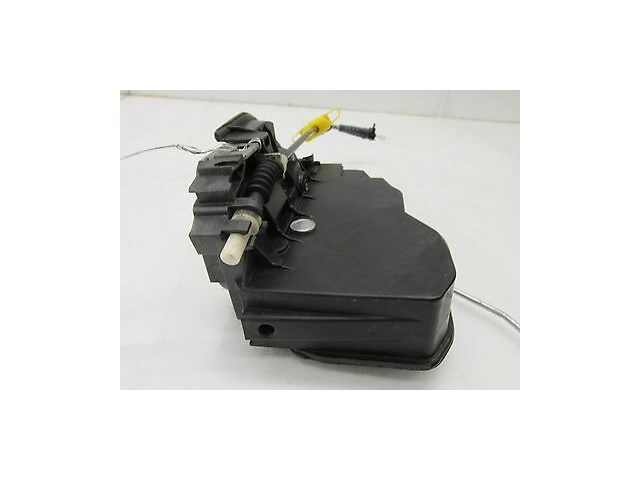 2006-2007 BMW 530XI WAGON E61 OEM RIGHT FRONT PASSENGER DOOR LOCK LATCH ACTUATOR