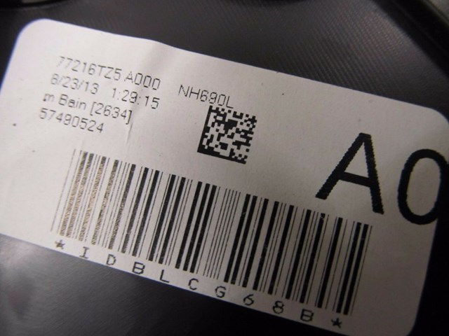 2014-2016 ACURA MDX OEM LEFT FRONT SIDE END CAP CORNER TRIM COVER 77216-TZ5A-A0