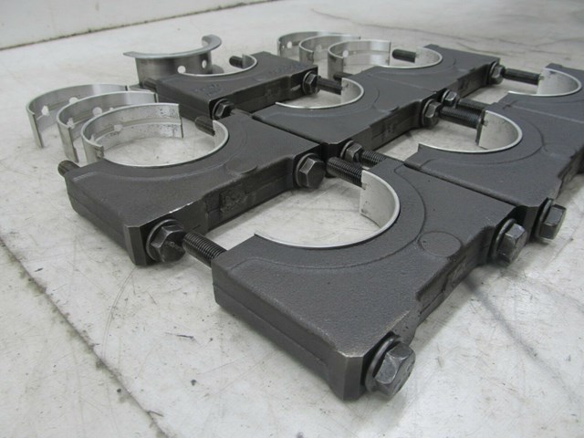 2003-2004 DODGE RAM 5.9L DIESEL 3500 2500 OEM CRANKSHAFT BEARING CAPS W/ CLAMPS 