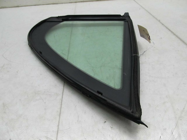 2001-2006 LEXUS LS430 OEM RIGHT REAR QUARTER PANEL WINDOW GLASS