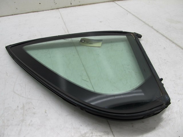 2001-2006 LEXUS LS430 OEM RIGHT REAR QUARTER PANEL WINDOW GLASS