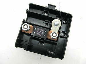 2001-2006 BMW 325Ci E46 COUPE OEM REAR TRUNK BATTERY POSITIVE CABLE TERMINAL 