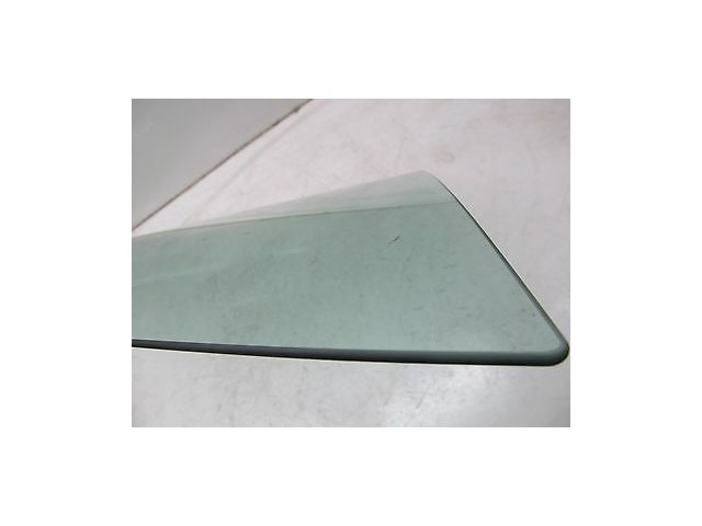 2008-2013 VOLKSWAGEN GTI MK6 OEM RIGHT FRONT PASSENGER DOOR WINDOW GLASS