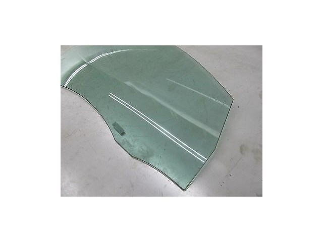 2008-2013 VOLKSWAGEN GTI MK6 OEM RIGHT FRONT PASSENGER DOOR WINDOW GLASS