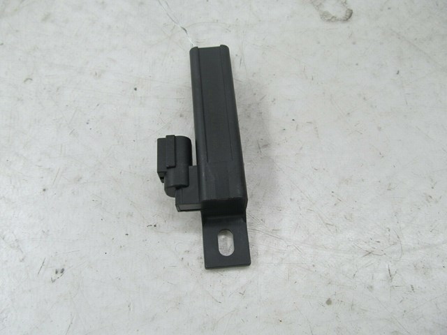 2014-2018 INFINITI Q50 OEM RIGHT FRONT SMART KEY PROXIMITY SENSOR REMOTE