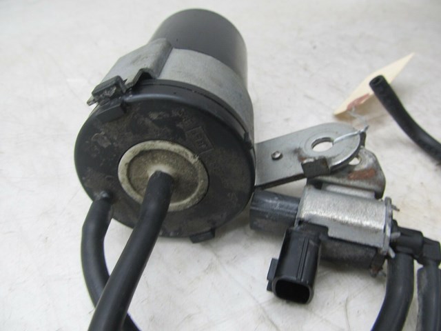 2007-2015 NISSAN XTERRA OEM FRONT CONTROL VALVE SOLENOID VACUUM 