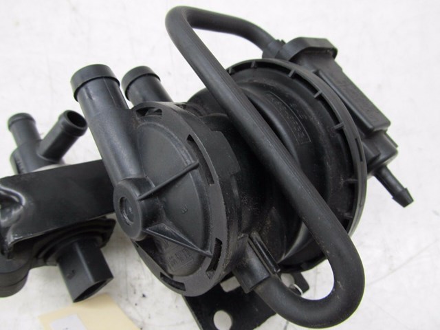 2004-2008 AUDI A8L W12 OEM LEFT REAR LEAF DETECTION PUMP EMISSION VALVE 