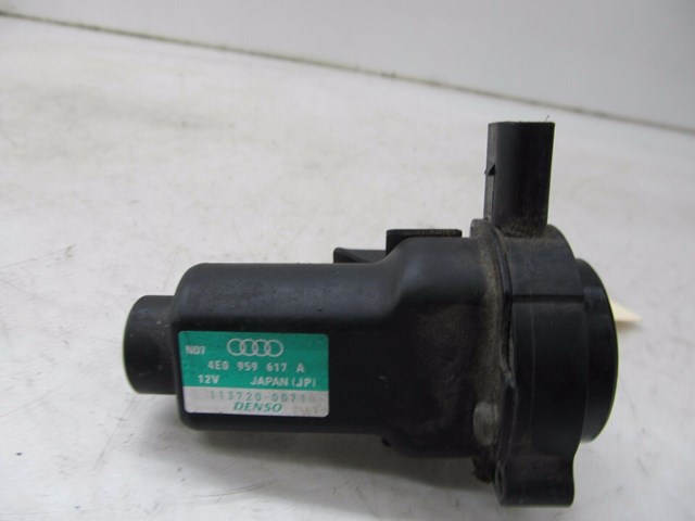 2004-2008 AUDI A8L W12 OEM HEATER CONTROL VALVE SENSOR MOTOR 4E0 959 617 A