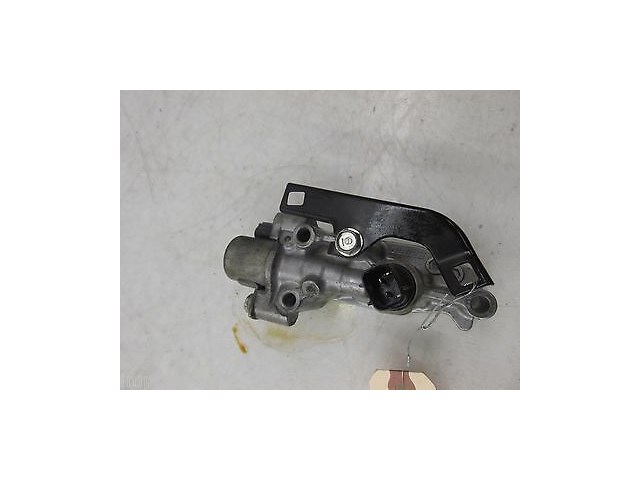 2012-2014 HONDA CIVIC COUPE OEM OIL VARIABLE VALVE TIMING SOLENOID ASSEMBLY 