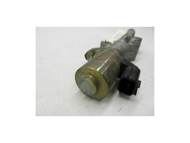 2005-2007 INFINITI G35 COUPE OEM RIGHT FRONT VARIABLE TIMING SOLENOID VALVE