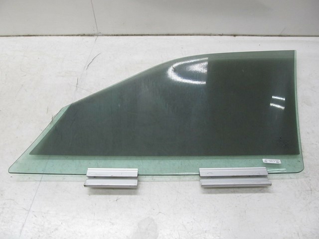 2005-2009 SAAB 9-5 OEM RIGHT FRONT PASSENGER DOOR WINDOW GLASS