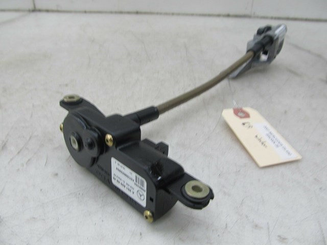 2007-2012 MERCEDES GL450 X164 OEM LEFT REAR QUARTER WINDOW GLASS MOTOR ACTUATOR