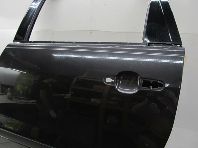 2013-2017 CHEVY TRAVERSE OEM LEFT REAR DRIVER SIDE DOOR SHELL FRAME 