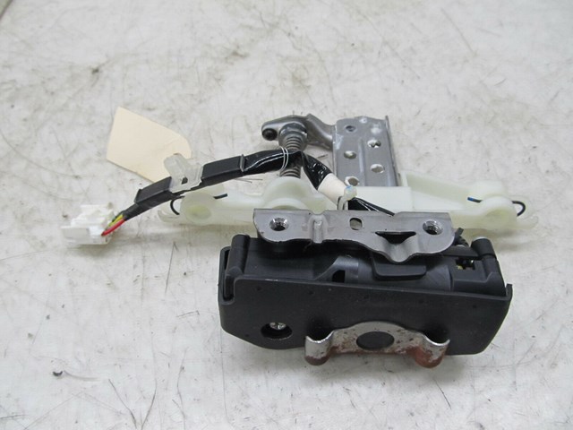 2001-2006 LEXUS LS430 OEM LEFT FRONT DRIVER SIDE SEAT HEAD REST MOTOR ASSEMBLY 