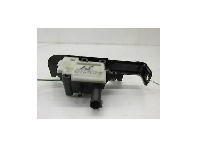 2006-2007 BMW 530I E60 OEM GAS FUEL TANK DOOR LOCK RELEASE ACTUATOR FILLER FLAP