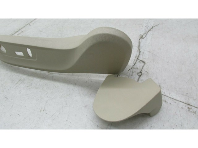 2012-2015 VOLKSWAGEN PASSAT OEM LEFT FRONT DRIVER SEAT TRIM SURROUND 
