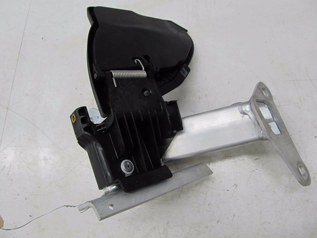 2013-2015 PORSCHE BOXSTER 981 OEM RIGHT REAR SOFT TOP FLAP ACTUATOR BRACKET