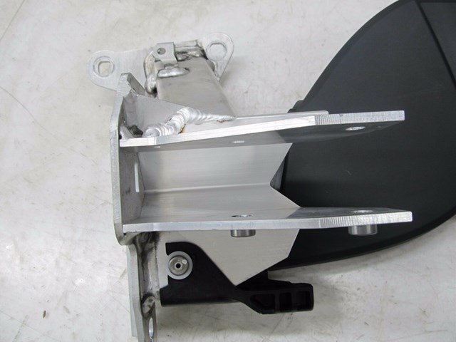 2013-2015 PORSCHE BOXSTER 981 OEM RIGHT REAR SOFT TOP FLAP ACTUATOR BRACKET