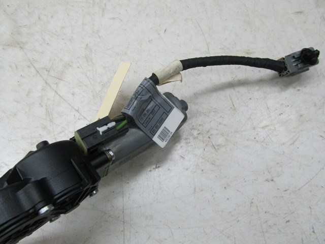 2006-2013 VOLVO C70 T5 OEM LEFT FRONT DRIVER SEAT BACKREST RECLINE MOTOR