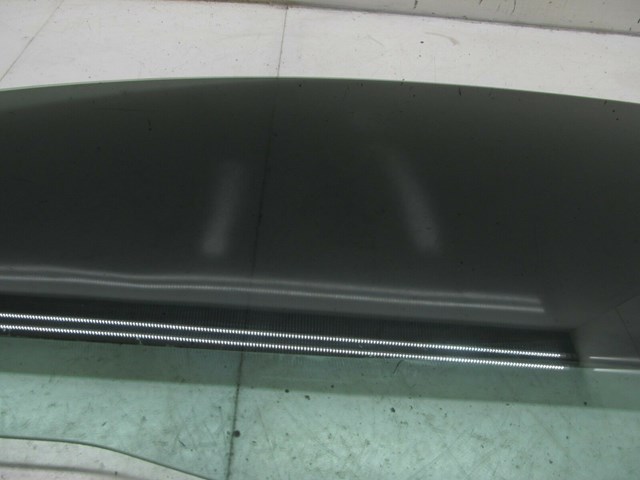 2006-2013 VOLVO C70 T5 OEM CONVERTIBLE LEFT FRONT DRIVER  DOOR WINDOW GLASS