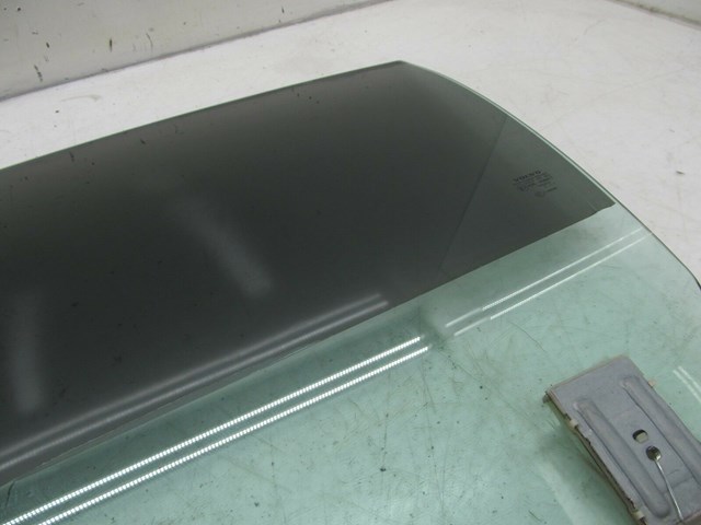 2006-2013 VOLVO C70 T5 OEM CONVERTIBLE LEFT FRONT DRIVER  DOOR WINDOW GLASS