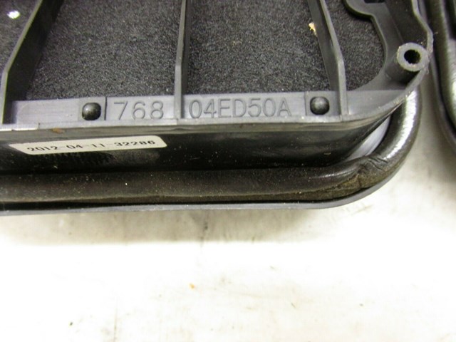 2011-2018 INFINITI M37 Q70 OEM RIGHT REAR QUARTER PANEL PRESSURE VENTS 