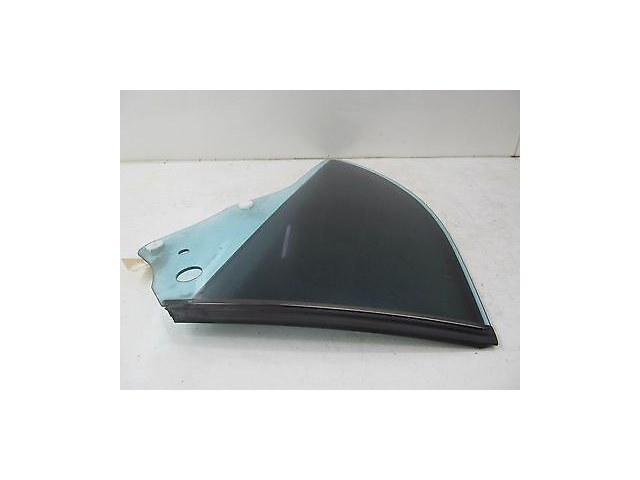 2004-2005 MERCEDES BENZ CLK500 W209 OEM RIGHT REAR QUARTER PANEL AUTO GLASS 
