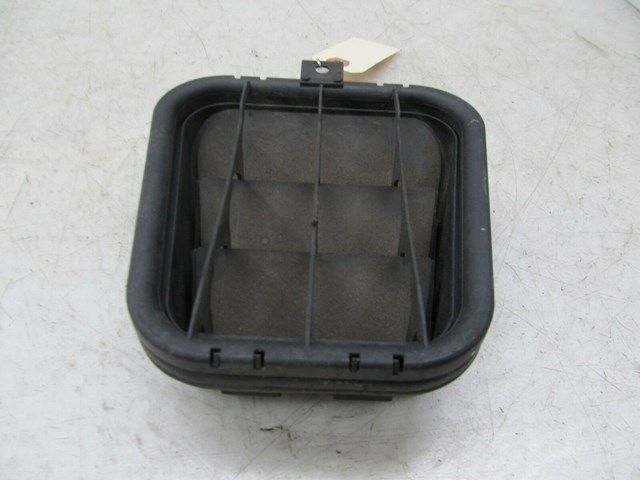 2005-2008 AUDI A6 C6 OEM LEFT REAR PRESSURE AIR VENT 