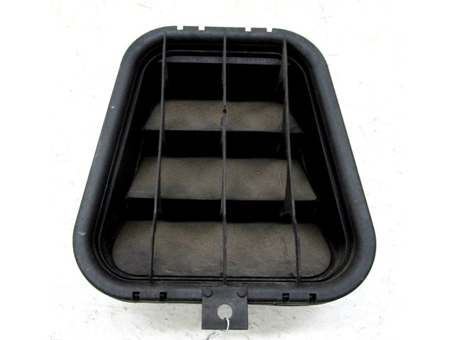 2005-2008 AUDI A6 C6 OEM LEFT REAR PRESSURE AIR VENT 