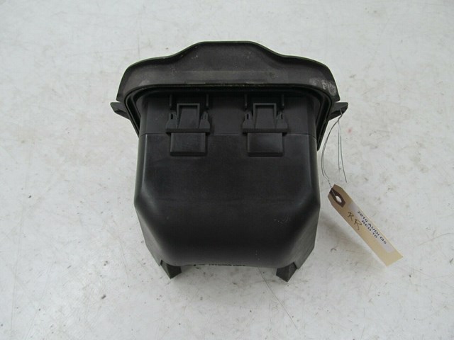 2009-2012 AUDI Q5 8R OEM RIGHT REAR QUARTER PANEL PRESSURE VENT 