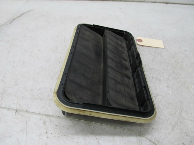  2004-2009 LEXUS RX350 RX330 OEM LEFT REAR TRUNK PRESSURE AIR VENT GUIDE 