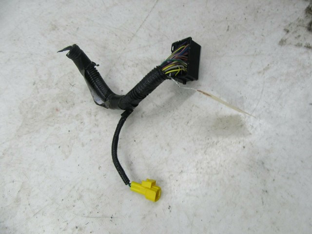 2010-2012 LINCOLN MKZ OEM LEFT FRONT DRIVER SEAT FLOOR PIGTAIL PLUGS