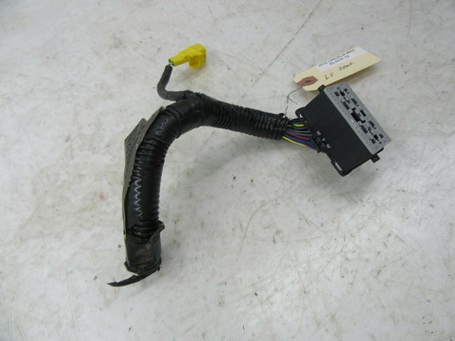 2010-2012 LINCOLN MKZ OEM LEFT FRONT DRIVER SEAT FLOOR PIGTAIL PLUGS