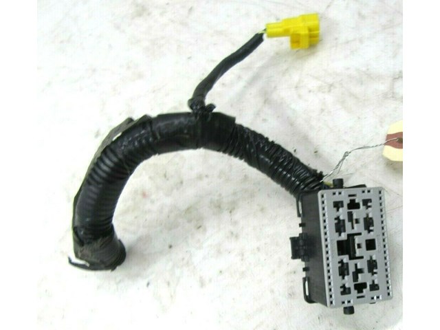 2010-2012 LINCOLN MKZ OEM LEFT FRONT DRIVER SEAT FLOOR PIGTAIL PLUGS