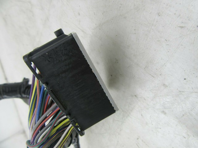 2010-2012 LINCOLN MKZ OEM LEFT FRONT DRIVER SEAT FLOOR PIGTAIL PLUGS